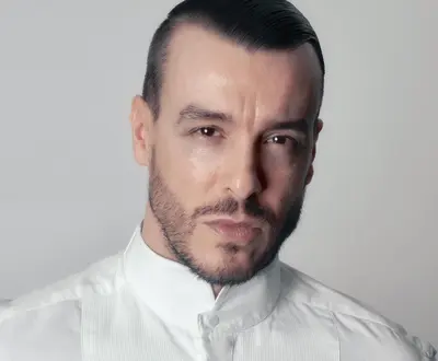 Cem Adrian