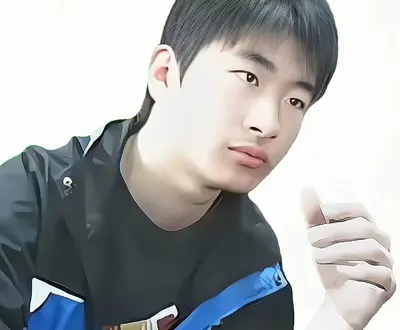 冯源明澈